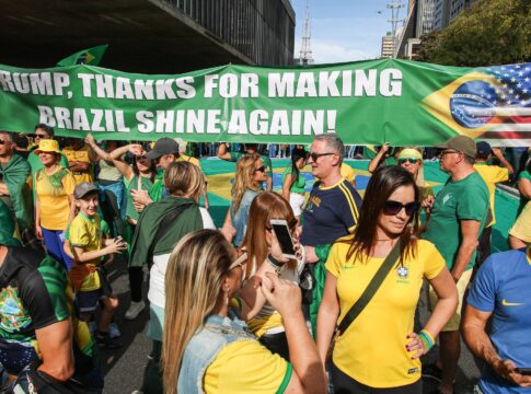 ato-por-bolsonaro:-ausencias-e-criticas-ao-stf-marcam-protesto