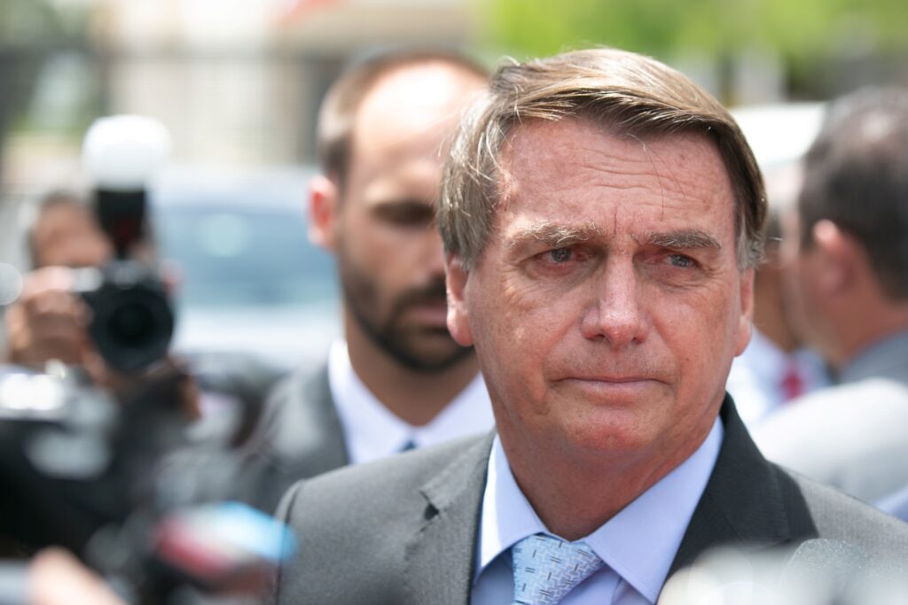 ex-presidente-da-oab-defende-“bala-na-nuca”-de-bolsonaro