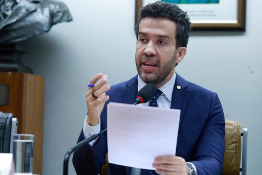conselho-de-etica-da-camara-abre-processo-contra-andre-janones