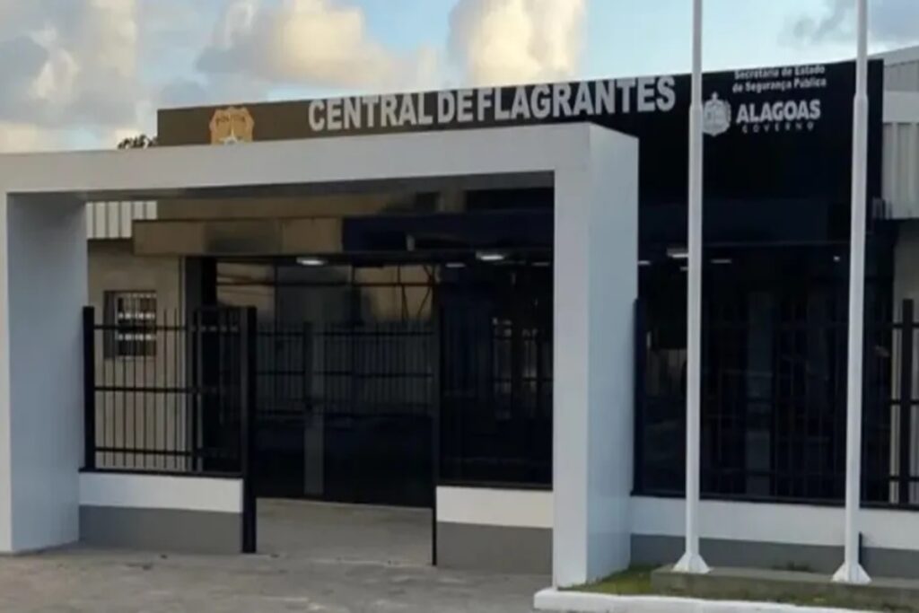 mulher-e-detida-por-furto-de-r$-2.240-em-brinquedos-em-maceio
