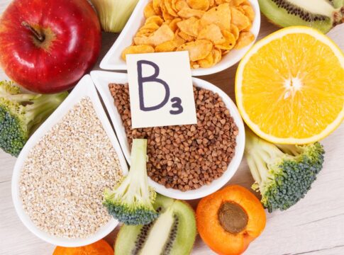 vitamina-b3-com-cha-verde-pode-ajudar-a-proteger-o-cerebro,-diz-estudo