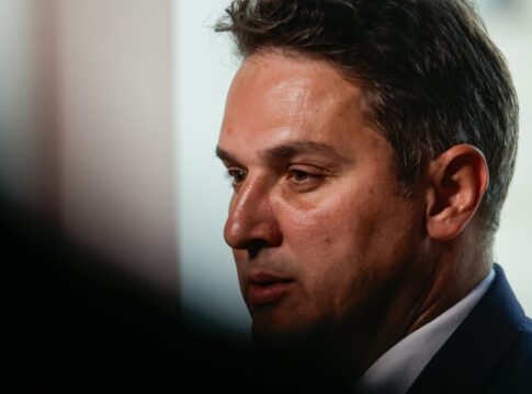 reuniao-com-motta-termina-sem-acordo-e-oposicao-seguira-com-obstrucao