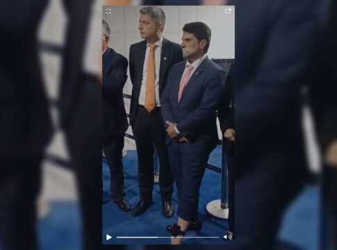 marcos-do-val-“amordacado”-exibe-tornozeleira-determinada-por-moraes