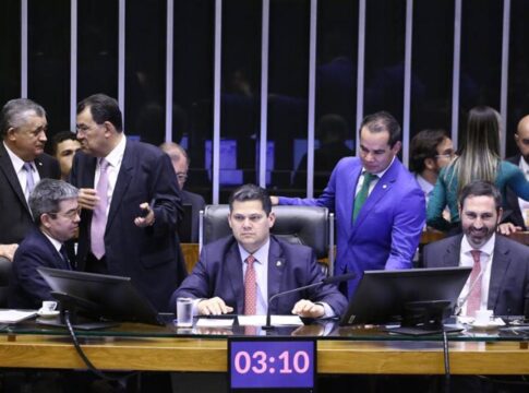 alcolumbre-sobe-o-tom-e-diz-que-nao-aceitara-“chantagem”-da-oposicao