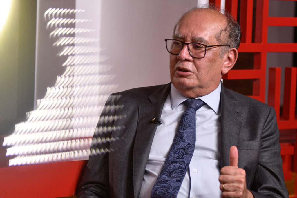 gilmar-mendes:-“poderia-falar-em-roma-e-paris.-washington,-nao-mais”