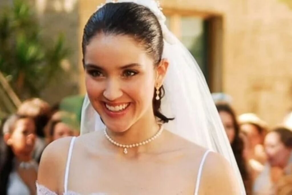 ex-atriz-famosa-da-globo-e-vista-trabalhando-em-quiosque-de-shopping