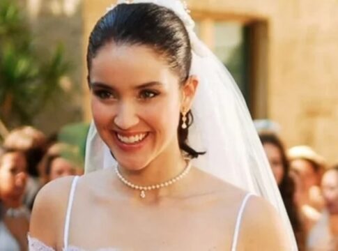 ex-atriz-famosa-da-globo-e-vista-trabalhando-em-quiosque-de-shopping