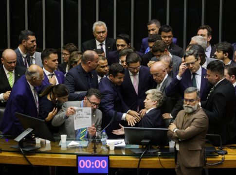 centrao-pavimenta-anistia-com-oposicao-para-motta-encerrar-“greve”-na-camara