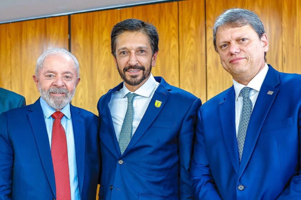 pesquisa-mostra-avaliacao-de-nunes-e-tarcisio-melhor-que-de-lula-em-sp