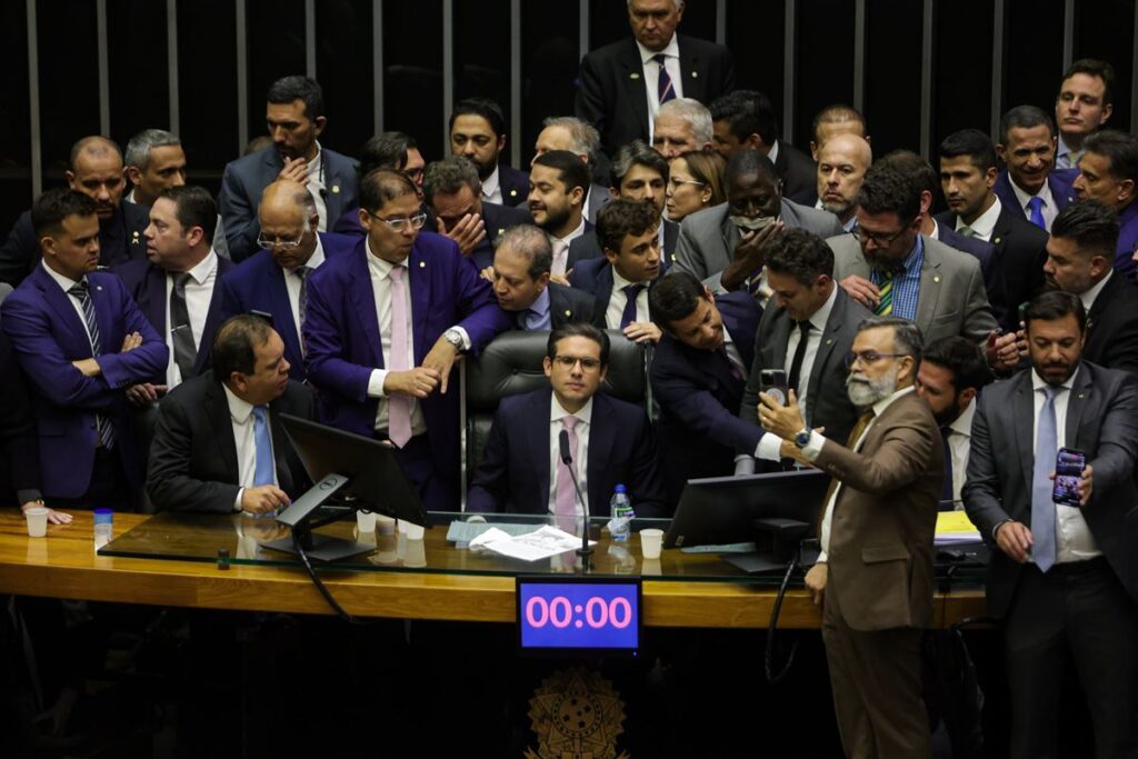 o-fim-da-baderna-bolsonarista-e-o-impeachment-de-moraes-no-senado