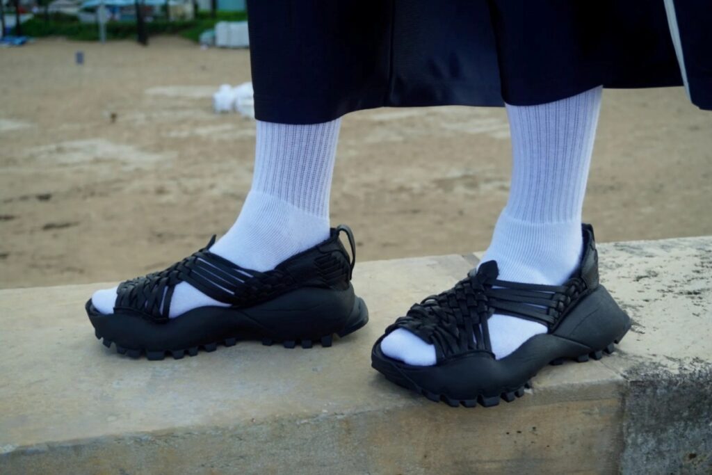 adidas-e-acusada-de-apropriacao-cultural-de-calcado-indigena-do-mexico