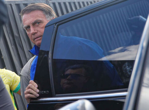 defesa-pede-autorizacao-para-que-bolsonaro-seja-visitado-por-medicos