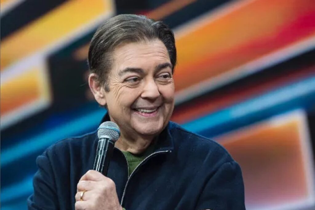 familia-de-faustao-esta-“apreensiva”-com-internacao,-diz-jornalista