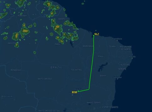 pf-faz-varredura-em-aviao-da-azul-apos-ameaca-de-bomba