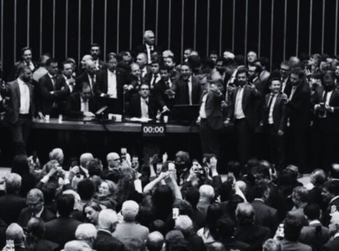 ​o-papel-do-congresso-e-a-politica-de-narrativas-no-brasil