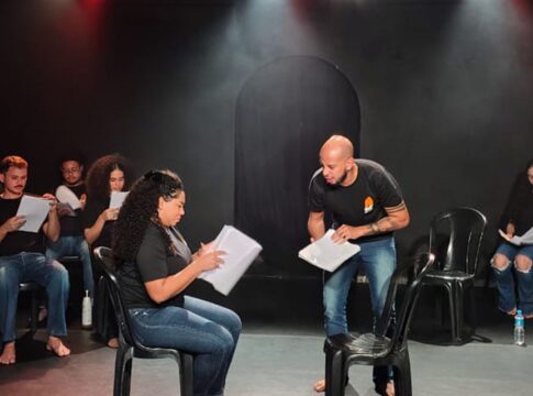 projeto-nos-do-morro-leva-leituras-teatrais-a-comunidade-do-vidigal