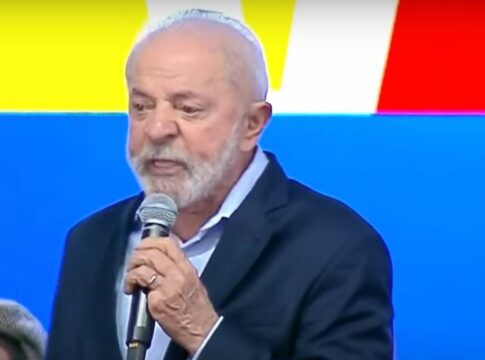 lula-provoca-eduardo:-“filho-meu-nao-chorou-pelos-cantos”