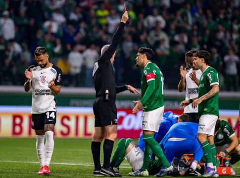 anibal-moreno-pede-desculpas-apos-expulsao-em-derby-na-copa-do-brasil
