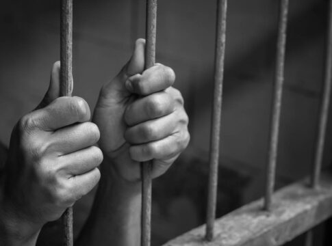 “gas-de-pimenta-no-anus”:-mp-investiga-tortura-contra-presas-trans-no-df