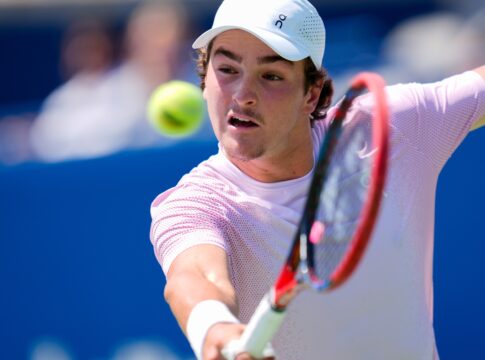 joao-fonseca:-confira-onde-assistir-o-brasileiro-no-masters-de-cincinnati