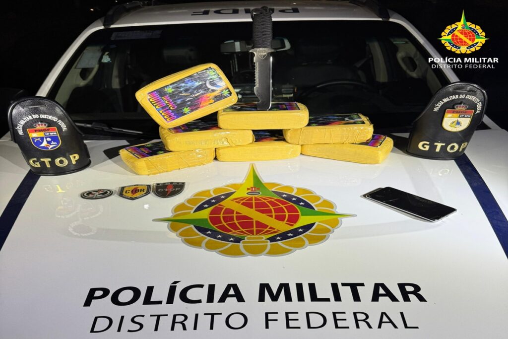 quatro-pessoas-sao-presas-com-r$-100-mil-em-drogas-no-df