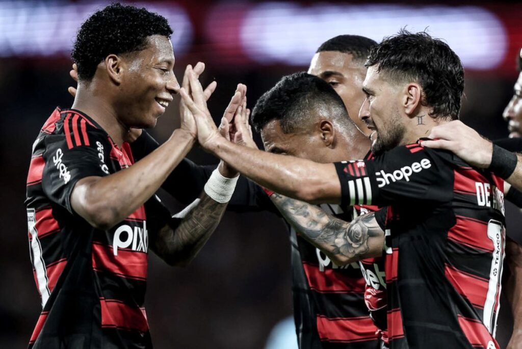 brasileirao:-flamengo-vence-mirassol-e-abre-vantagem-sobre-o-cruzeiro