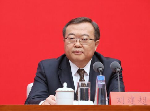 china-detem-diplomata-para-investigacao,-diz-wall-street-journal