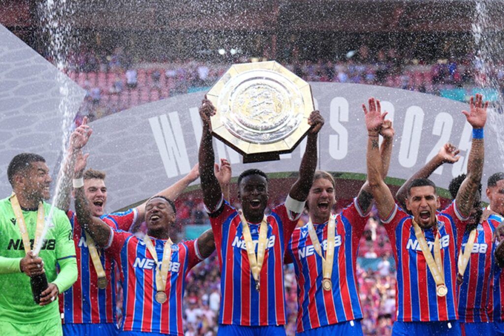 crystal-palace-vence-liverpool-e-e-campeao-da-supercopa-da-inglaterra