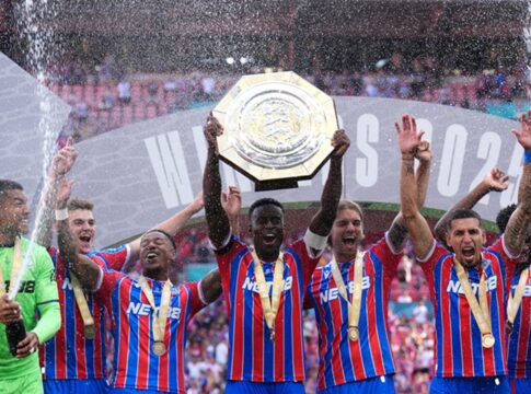 crystal-palace-vence-liverpool-e-e-campeao-da-supercopa-da-inglaterra