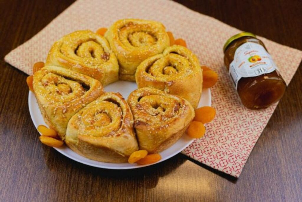 rosca-de-presunto-e-queijo:-aposte-na-receita-para-o-cafe-da-tarde