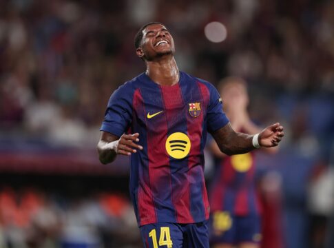 video:-rashford-perde-gol-sem-goleiro-em-jogo-do-barcelona