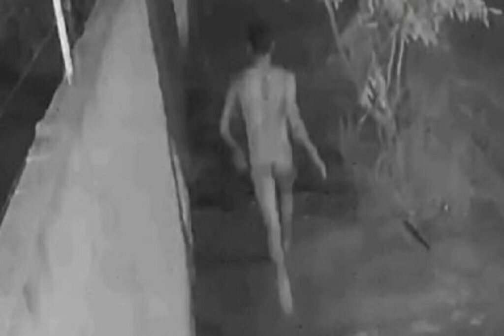 jovem-foge-pelado-para-nao-ser-morto-pelo-ex-da-“ficante”