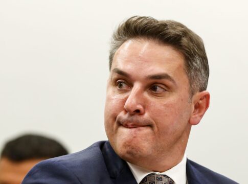 oposicao-acusa-lindbergh-de-agir-como-“leva-e-traz”-do-judiciario