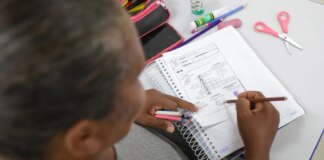 insercao-no-mercado-de-trabalho-tende-a-melhorar-habilidade-de-leitura