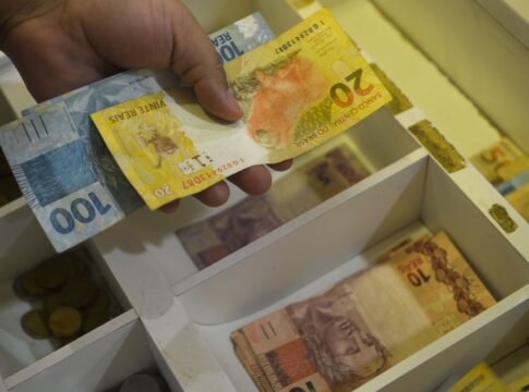 inpc-soma-5,13%-em-12-meses-e-apresenta-cinco-quedas-seguidas