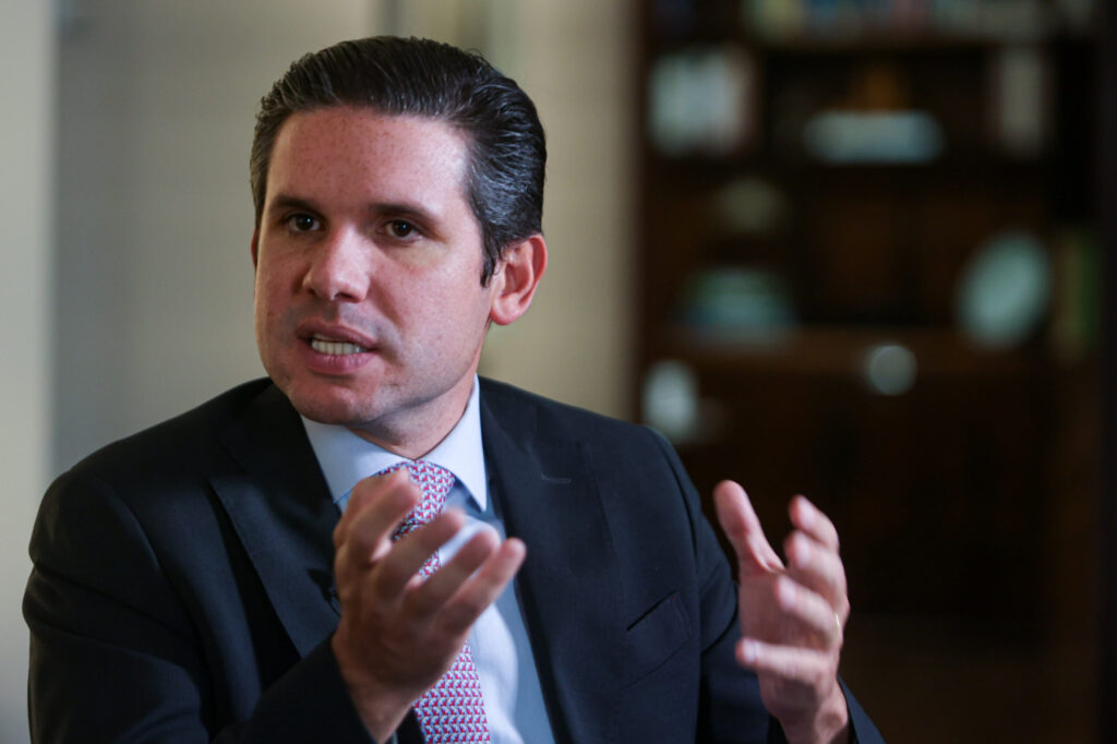 motta-anuncia-comissao-e-grupo-de-trabalho-para-debater-“adultizacao”