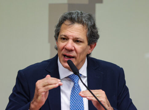 haddad-defende-que-brasil-agregue-valor-a-minerios-cobicados pelos eua