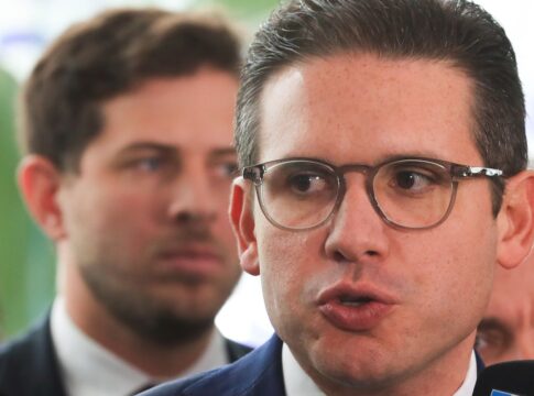motta-promete-projeto-“efetivo”-para-proteger-criancas-nas-redes