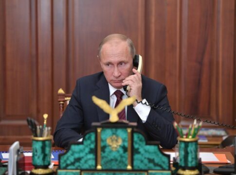 russia-restringe-chamadas-de-audio-e-video-no-whatsapp-e-no-telegram