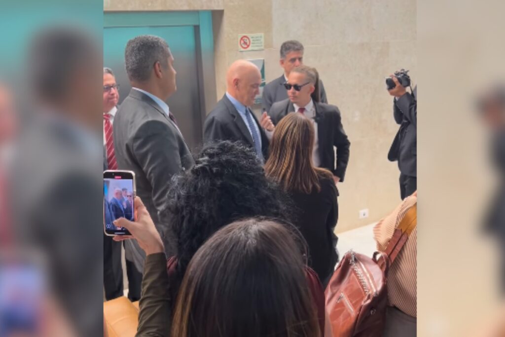 moraes-brinca-com-influencer-“advogado-de-moraes”:-“defender-nos-eua”
