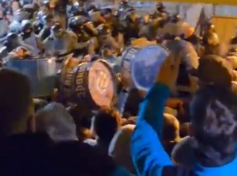torcedores-do-racing-ficam-presos-em-estadio-por-8-horas-apos-jogo