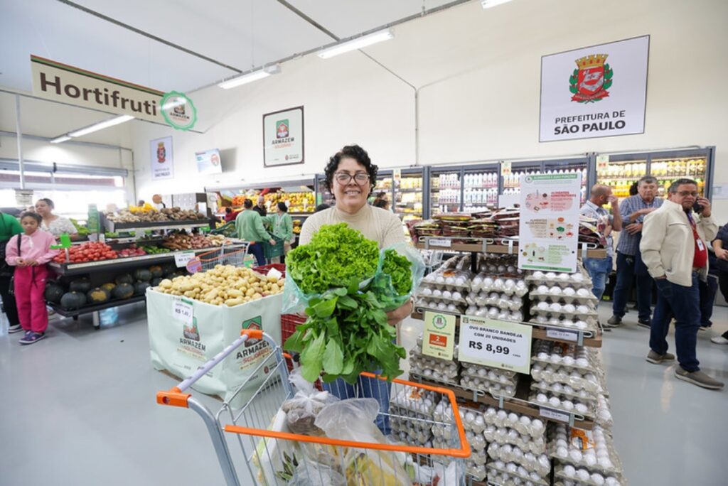 maior-armazem-solidario-de-sp-chega-a-zona-sul-com-precos-reduzidos