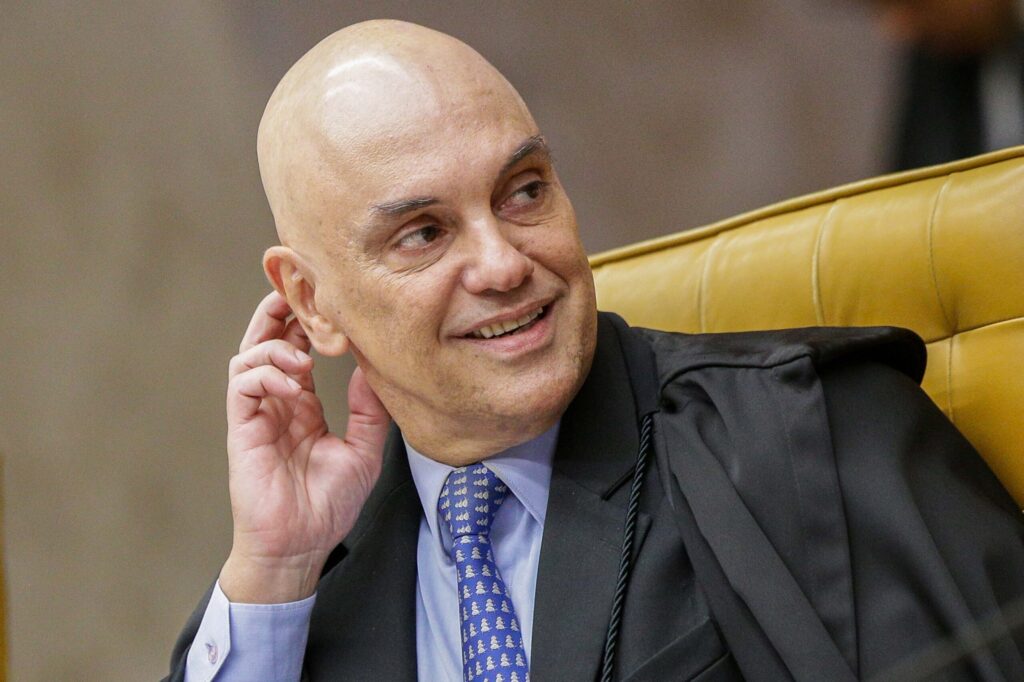 o-que-um-deputado-do-pl-conversou-com-moraes-no-stf