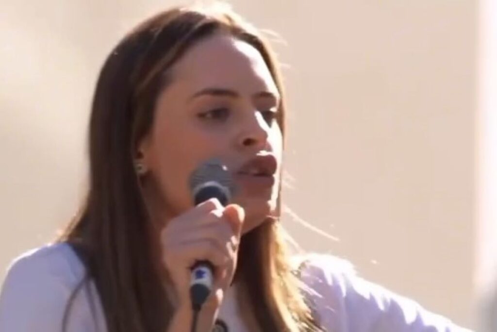 zoe-martinez-ironiza-“showzinho”-de-petista-que-abandonou comissao