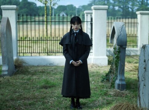misterio-revelado:-saiba-quem-e-a-stalker-de-wandinha-na-2a-temporada