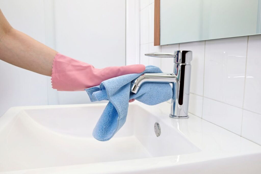 3-receitas-caseiras-para-remover-calcario-de-torneira-e-vaso-sanitario