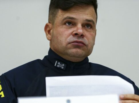 ex-diretor-tera-que-pagar-quase-r$-550-mil-por-uso-politico-da-prf