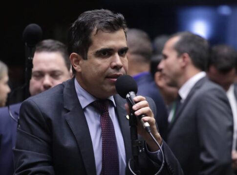 entrevista:-relator-quer-cpi-do-inss-sem-rixas-e-foco-em-provas-da-pf
