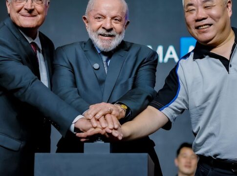 em-inauguracao-de-montadora,-lula-defende-relacao-comercial-com-china