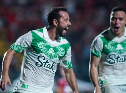 vitoria-desperdica-vantagem-e-cede-empate-ao-juventude-no-brasileirao